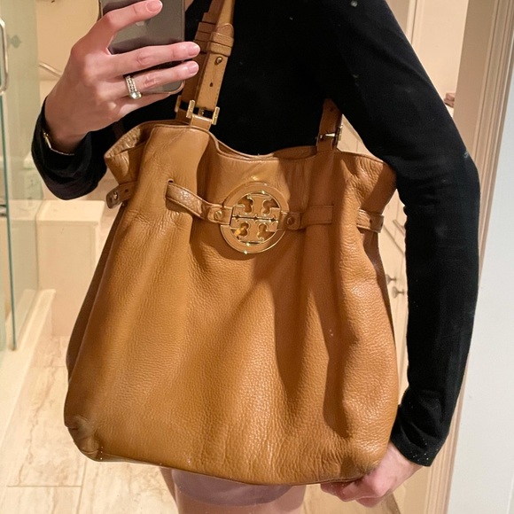 Tory Burch Tan Shoulder Bag - Picture 9 of 9